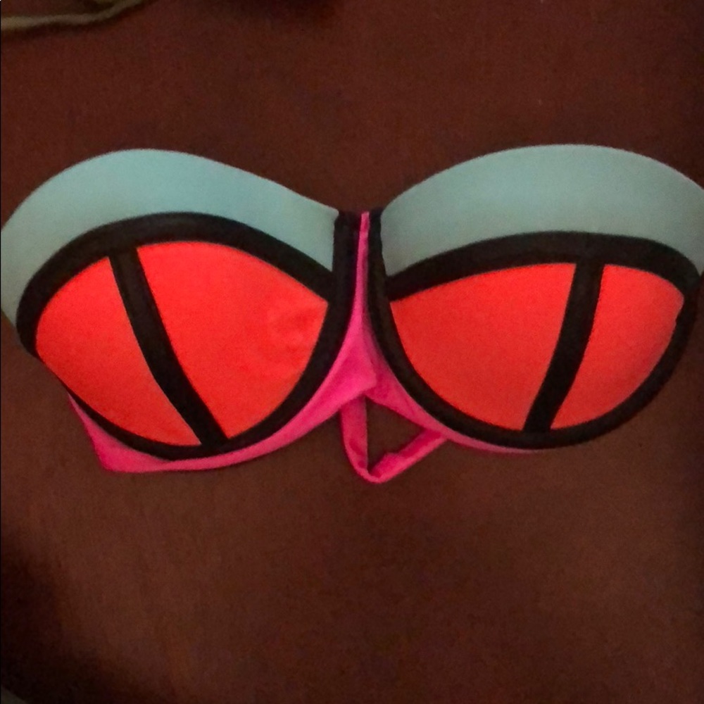 PilyQ neon bikini top- strapless